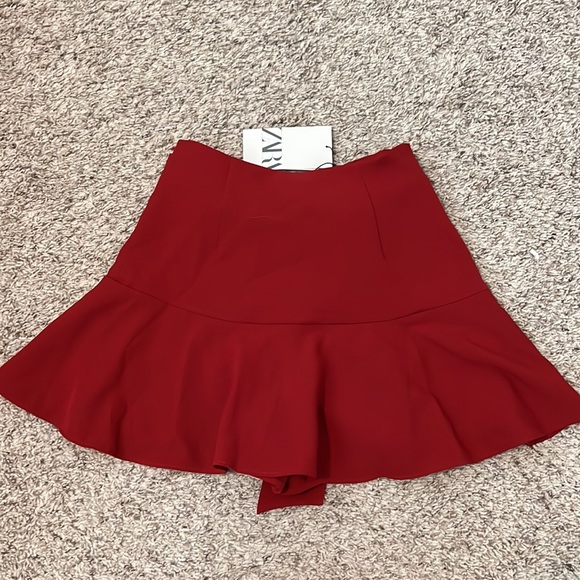 Zara red skirt skort - Picture 3 of 4